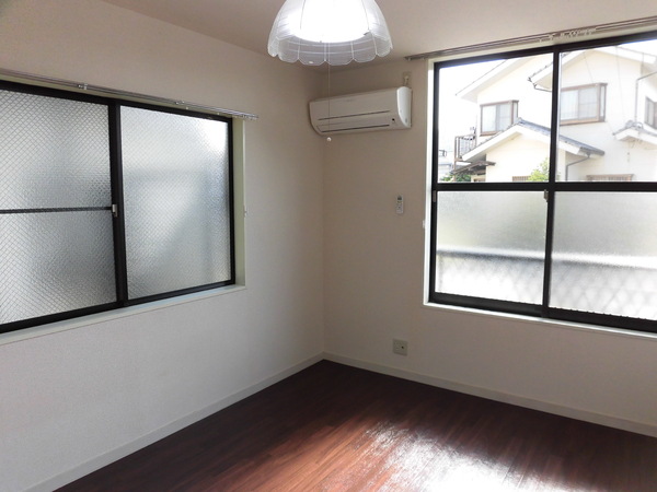 �y���̑������E�X�y�[�X�z�@