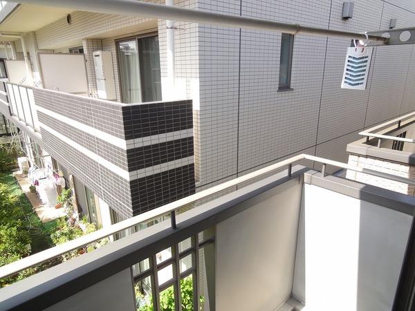 �y�o���R�j�[�z�@