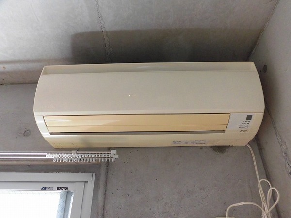 �y���̑��ݔ��z�@