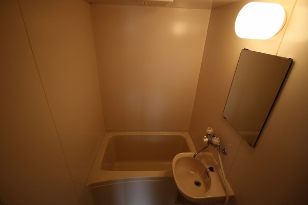 �y���ʏ��z�@�y�t�B�I�[�������z�L�b�`��