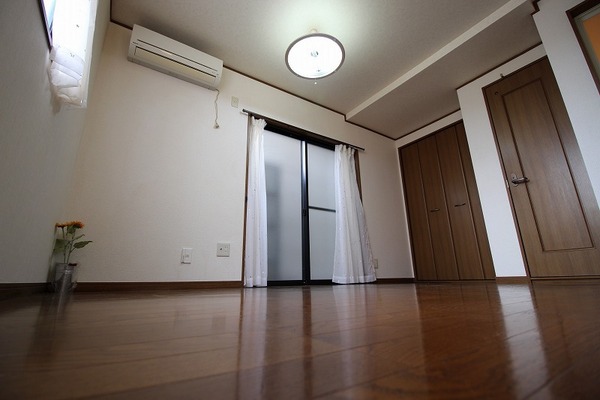 �y���̑������E�X�y�[�X�z�@�y�t�B�I�[�������z�m��