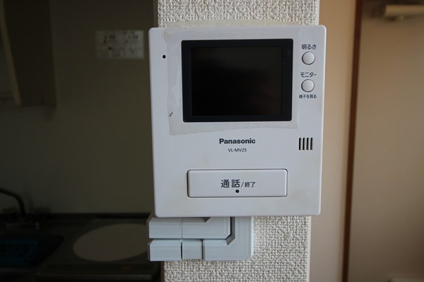 �y���̑��ݔ��z�@�y�t�B�I�[�������z�s�u�h�A�z��