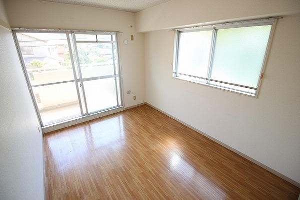 �y���̑������E�X�y�[�X�z�@