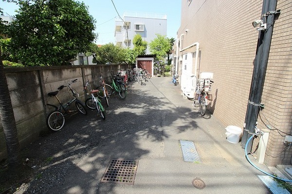 �y�G���g�����X�z�@