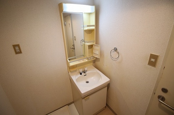 �y���ʏ��z�@