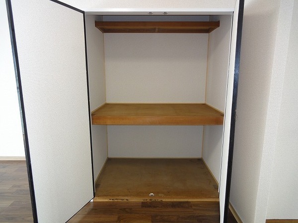 �y���[�z�@