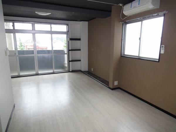 �y���̑������E�X�y�[�X�z�@