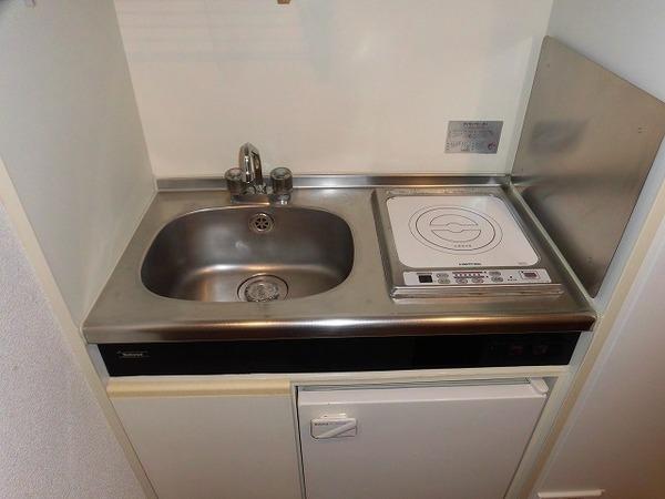 �y�L�b�`���z�@