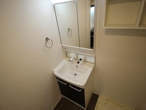 �y���ʏ��z�@