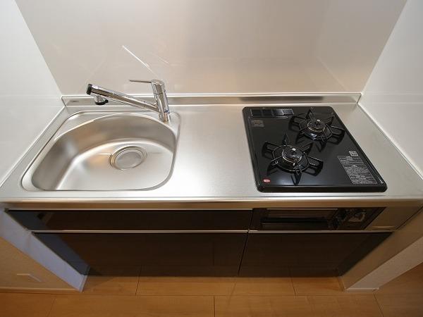 �y�����E���r���O�z�@