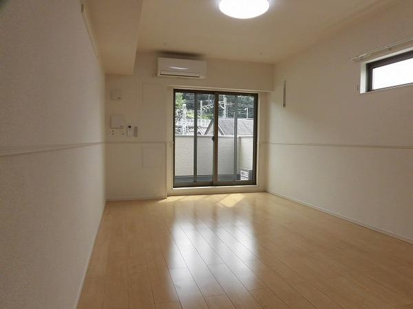 �y���̑������E�X�y�[�X�z�@