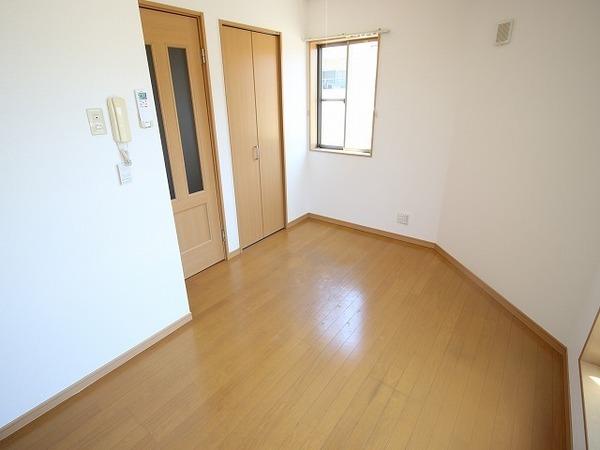 �y���̑������E�X�y�[�X�z�@