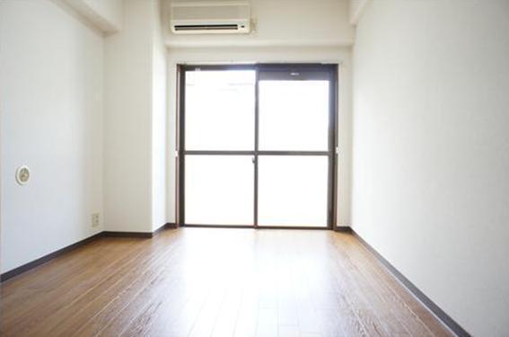 �y���̑������E�X�y�[�X�z�@