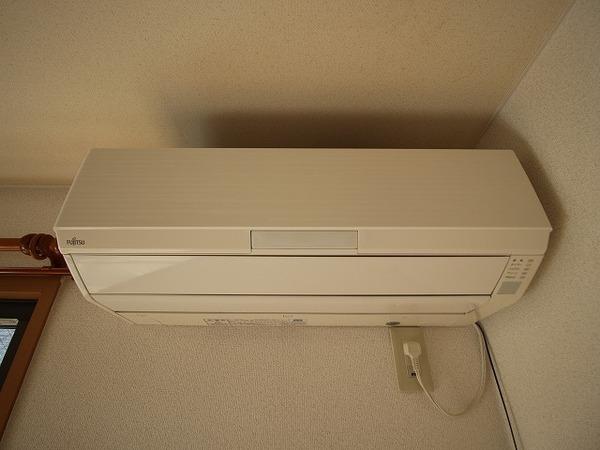 �y���̑��ݔ��z�@