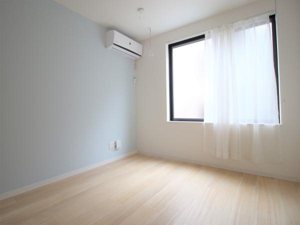 �y���̑������E�X�y�[�X�z�@