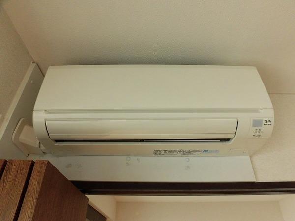 �y���̑��ݔ��z�@