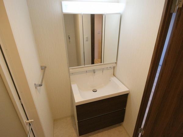 �y���ʏ��z�@