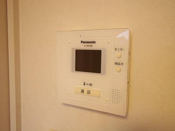 �y���̑��ݔ��z�@