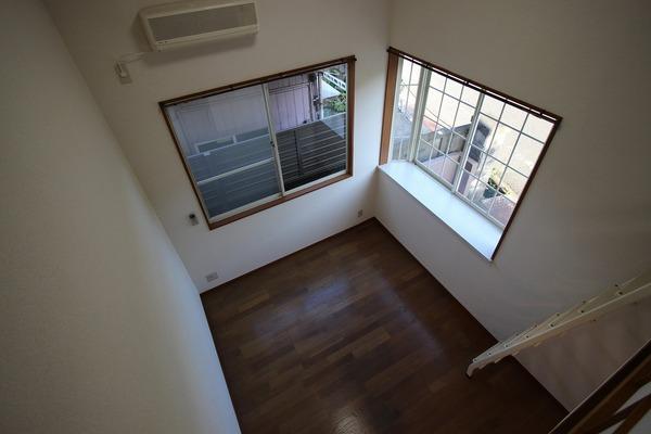 �y�����E���r���O�z�@