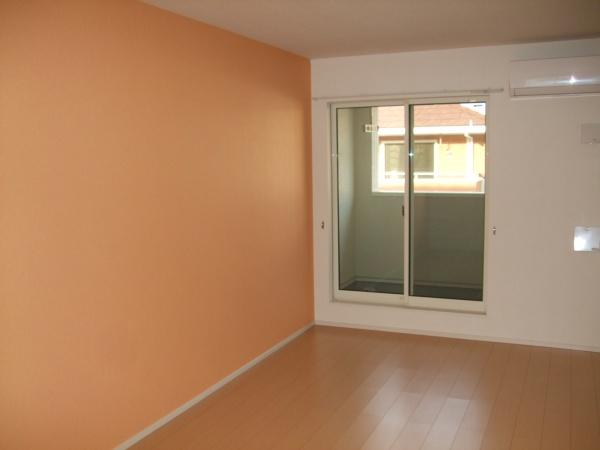 �y�����E���r���O�z�@