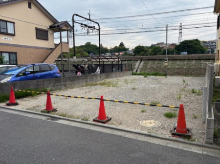 nynʐ^@-