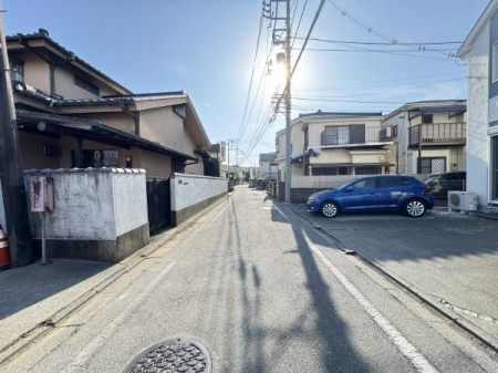 �O�ʓ��H�܂ތ��n�ʐ^�@-