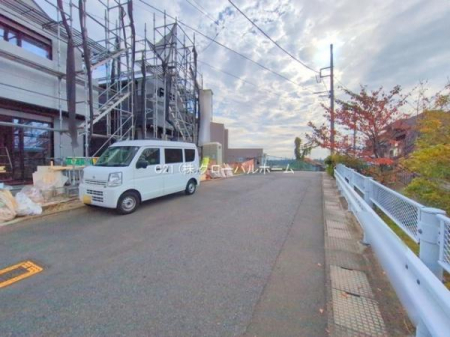 �O�ʓ��H�܂ތ��n�ʐ^�@-