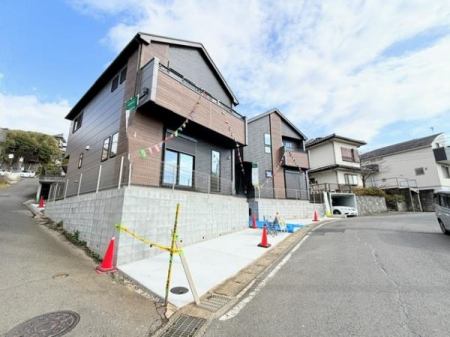 �O�ʓ��H�܂ތ��n�ʐ^�@-