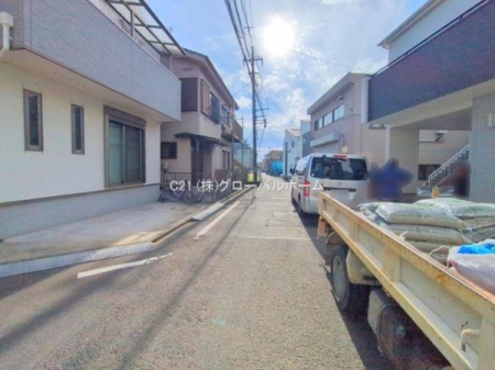 �O�ʓ��H�܂ތ��n�ʐ^�@-