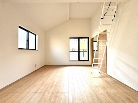 ���r���O�@-