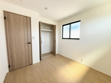 �m���@-