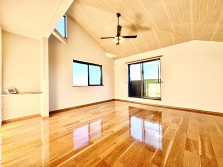 ���r���O�@-