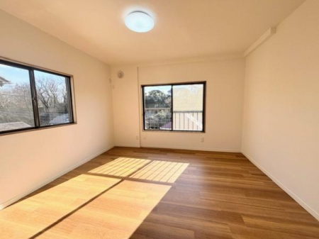 �q�������@-