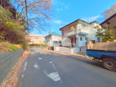 �O�ʓ��H�܂ތ��n�ʐ^�@-