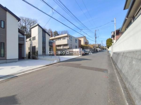 �O�ʓ��H�܂ތ��n�ʐ^�@-