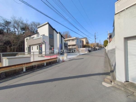 �O�ʓ��H�܂ތ��n�ʐ^�@-