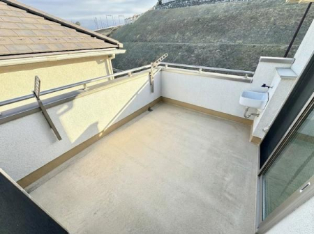 �o���R�j�[�@���̉摜�͂b�f���H����Ă��܂��B