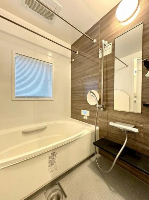 �����@���̉摜�͂b�f���H����Ă��܂��B