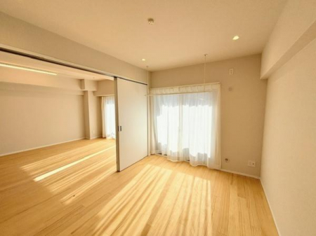 ���r���O�@-