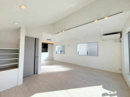 ���r���O�@-