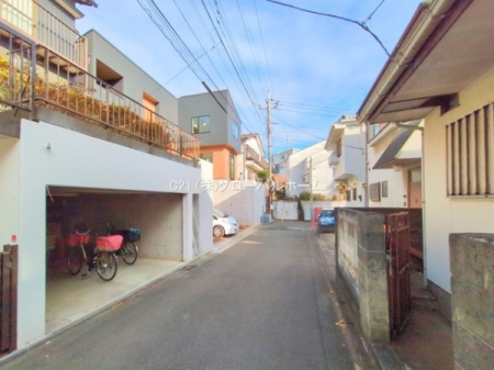 �O�ʓ��H�܂ތ��n�ʐ^�@-