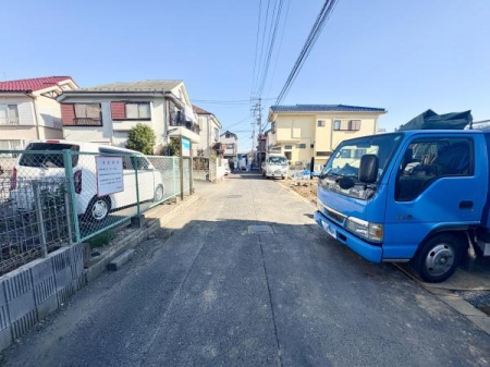 �O�ʓ��H�܂ތ��n�ʐ^�@-