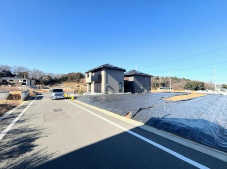 �O�ʓ��H�܂ތ��n�ʐ^�@-