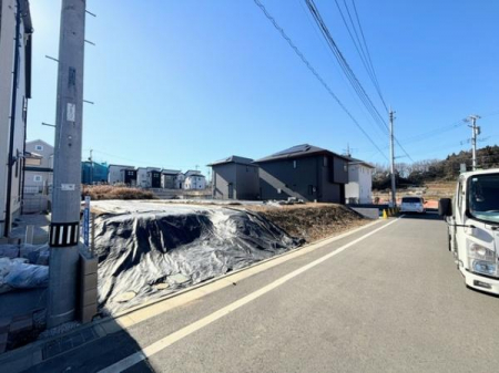 �O�ʓ��H�܂ތ��n�ʐ^�@-