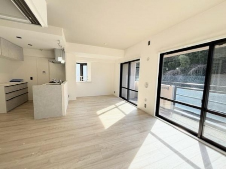 ���r���O�@-