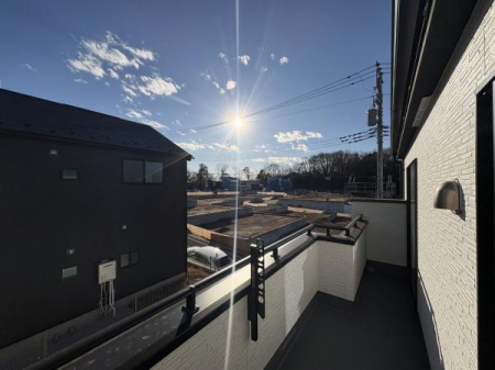 �Z�˂���̒��]�ʐ^�@-