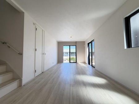 ���r���O�@-