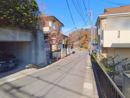 �O�ʓ��H�܂ތ��n�ʐ^�@-