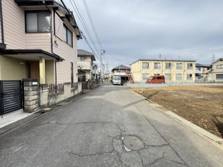 �O�ʓ��H�܂ތ��n�ʐ^�@-