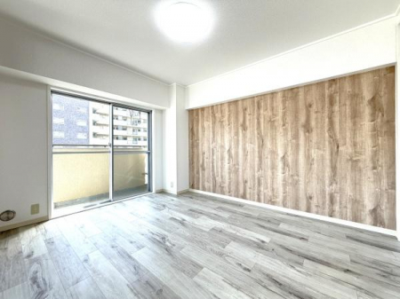 �m���@-
